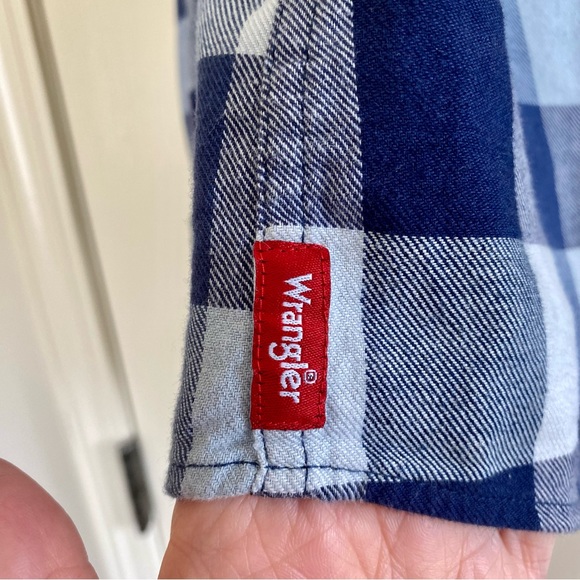 Wrangler | Navy Buffalo Plaid Flannel Button Down - Picture 6 of 8
